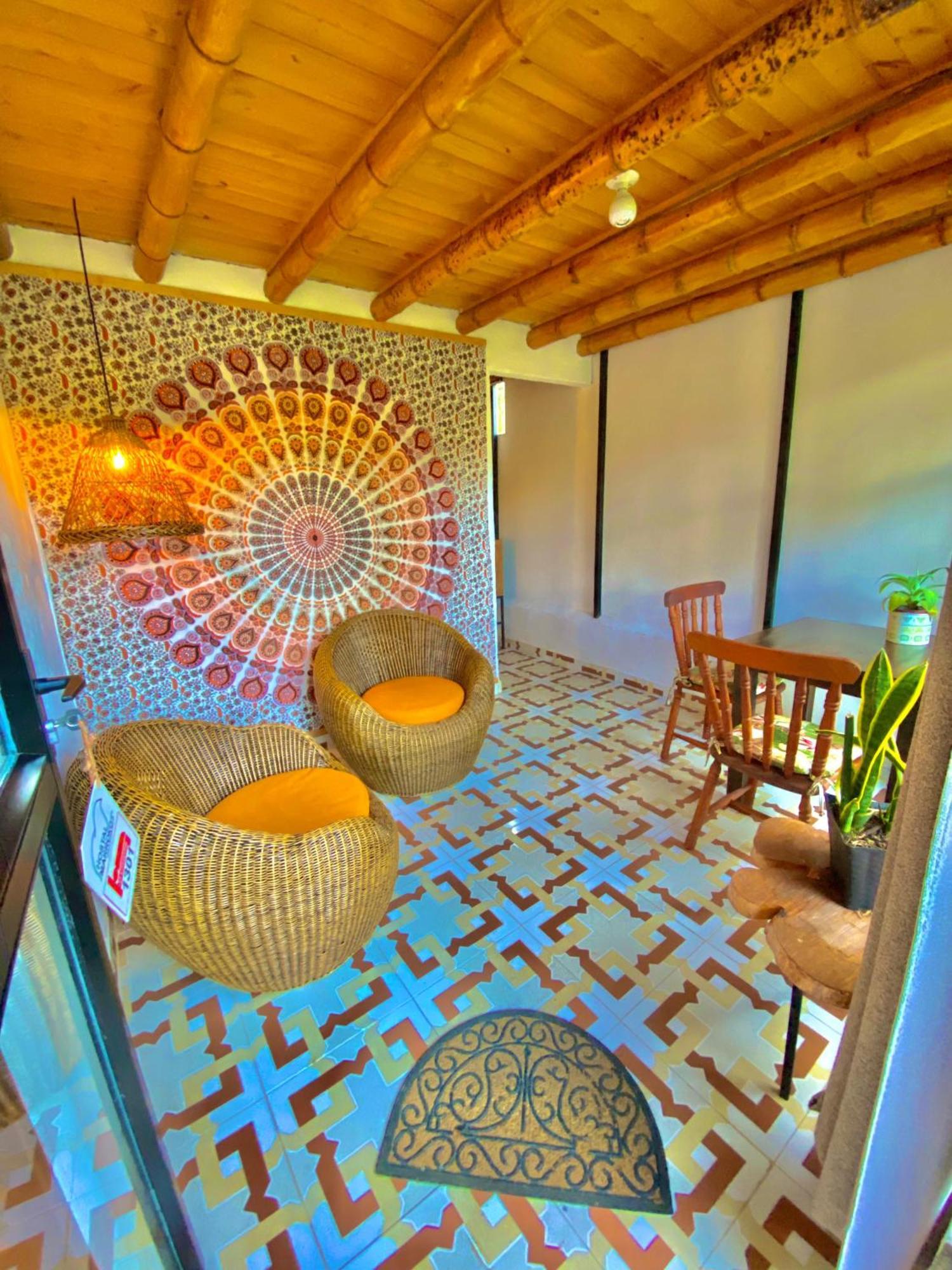 Hotel Marrokos Aeropuerto Jose Maria Cordova 瓜尔内 外观 照片