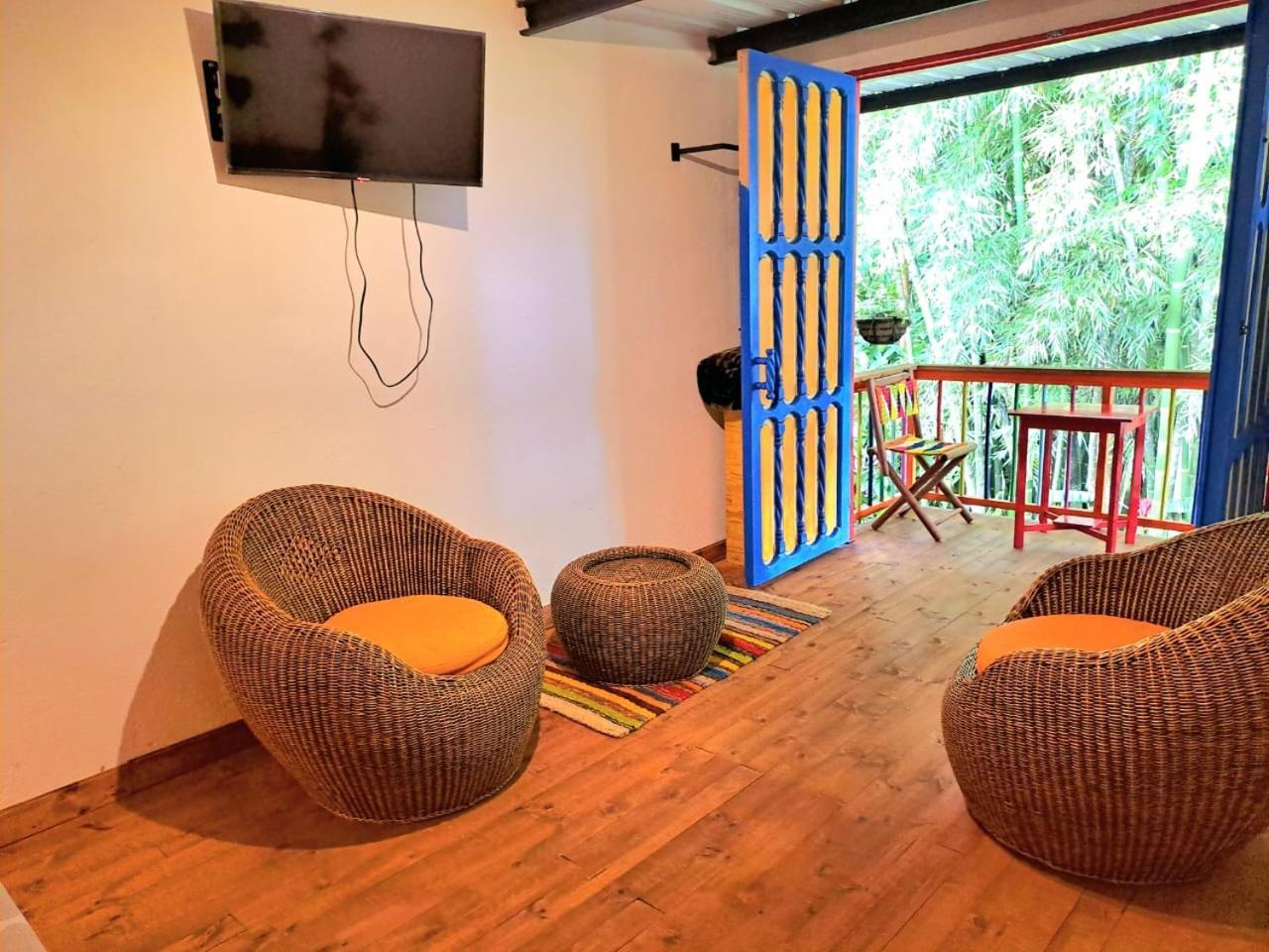 Hotel Marrokos Aeropuerto Jose Maria Cordova 瓜尔内 外观 照片